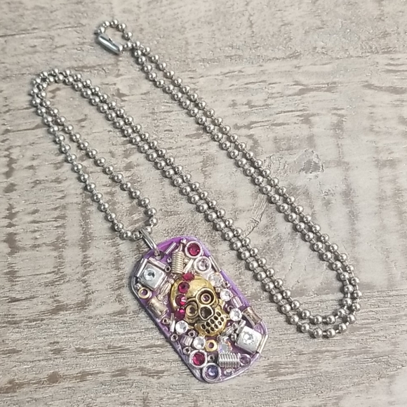 Skull Trinket Dogtag necklace - Picture 3 of 3